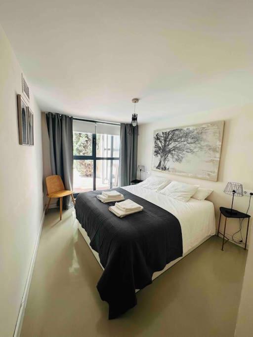 Apartamento Guadalquivir Seville Ngoại thất bức ảnh