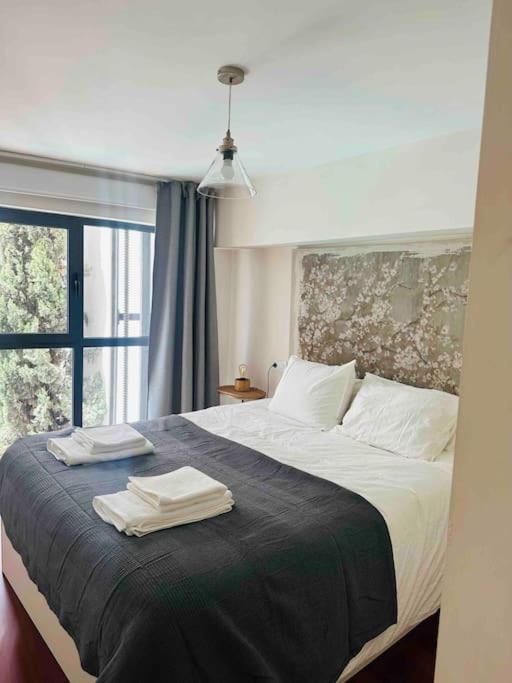 Apartamento Guadalquivir Seville Ngoại thất bức ảnh