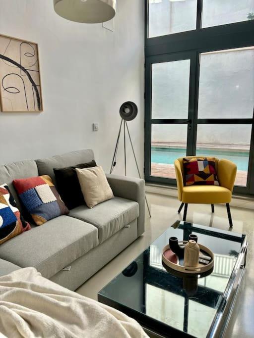 Apartamento Guadalquivir Seville Ngoại thất bức ảnh