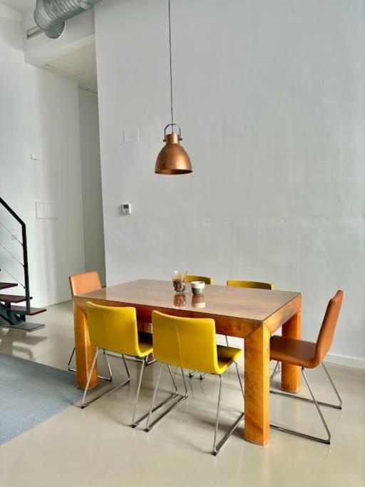 Apartamento Guadalquivir Seville Ngoại thất bức ảnh