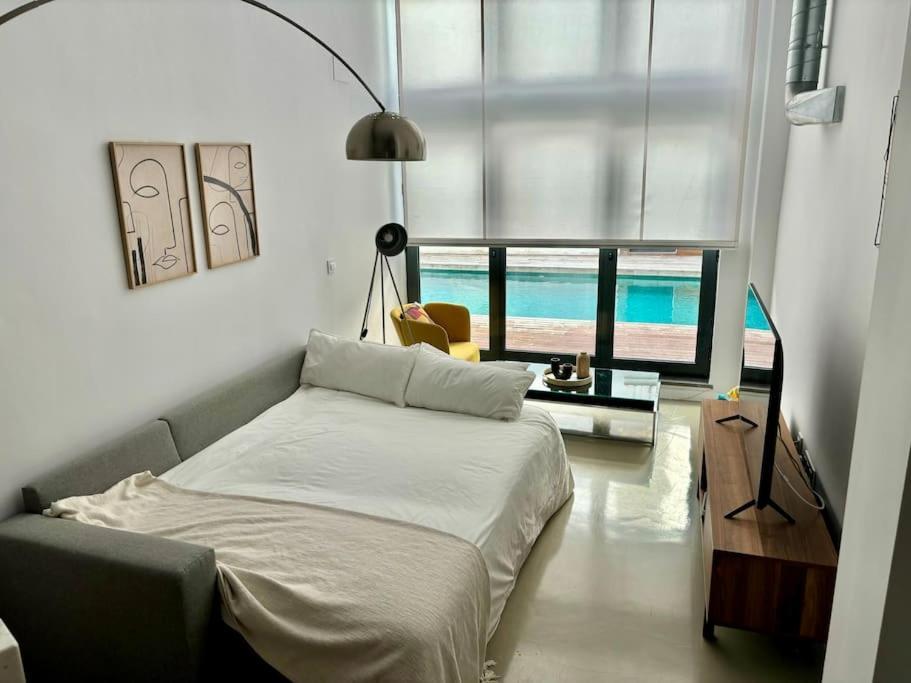 Apartamento Guadalquivir Seville Ngoại thất bức ảnh