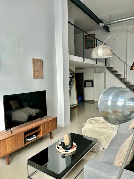 Apartamento Guadalquivir Seville Ngoại thất bức ảnh
